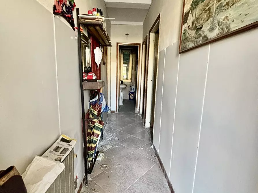 Immagine 13 di Bar / Ristorante in vendita  a Ameglia