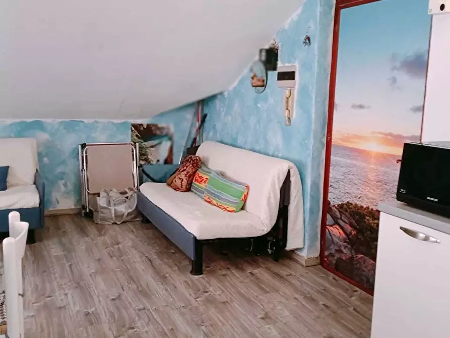 Immagine 9 di Mansarda in vendita  a Ameglia