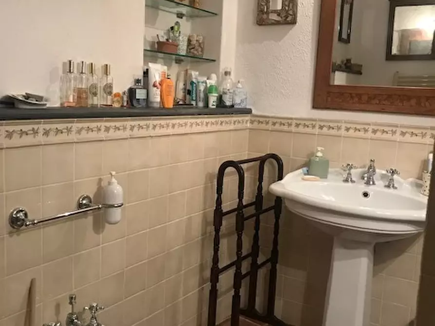 Immagine 27 di Pentalocale in vendita  a Arcola