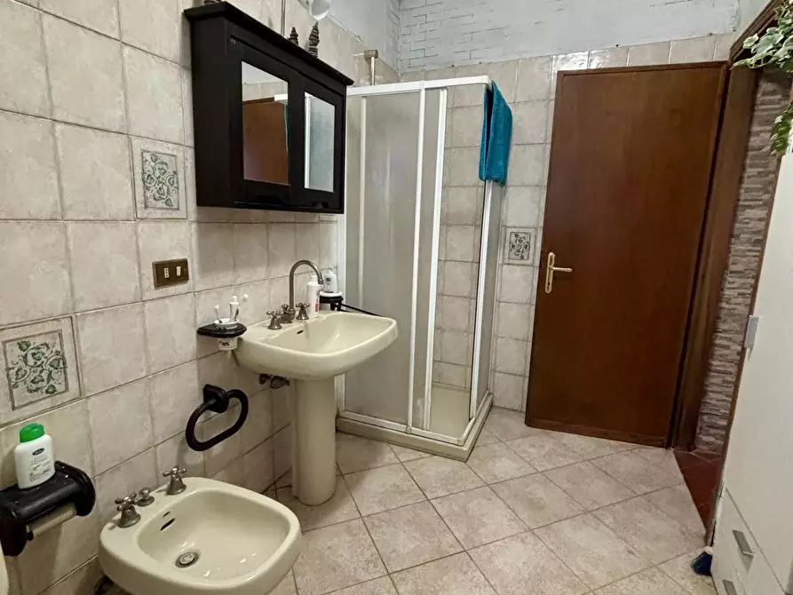 Immagine 10 di Porzione di casa in vendita  a Ameglia