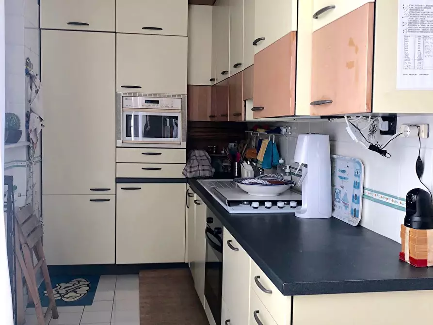 Immagine 9 di Porzione di casa in vendita  a Ameglia