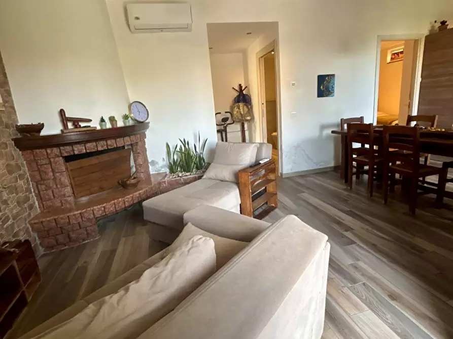 Immagine 3 di Porzione di casa in affitto  a Ameglia