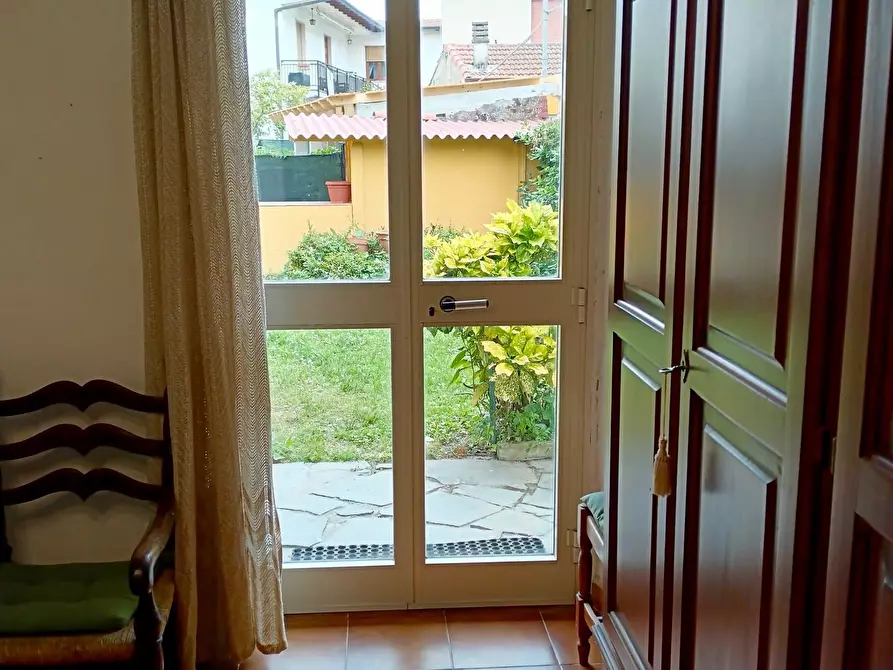 Immagine 12 di Porzione di casa in vendita  a Ameglia