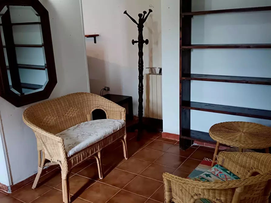 Immagine 4 di Porzione di casa in vendita  a Ameglia