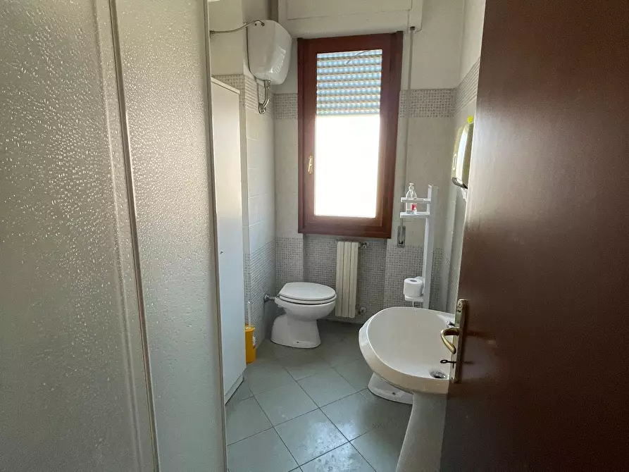 Immagine 15 di Pentalocale in vendita  a Castelnuovo Magra