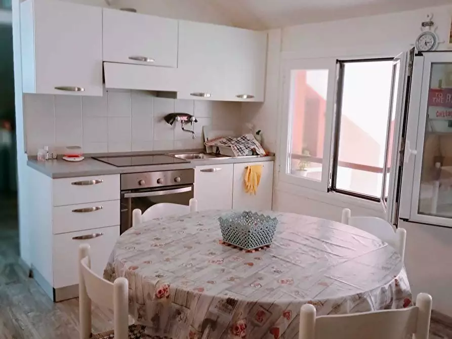 Immagine 4 di Mansarda in vendita  a Ameglia