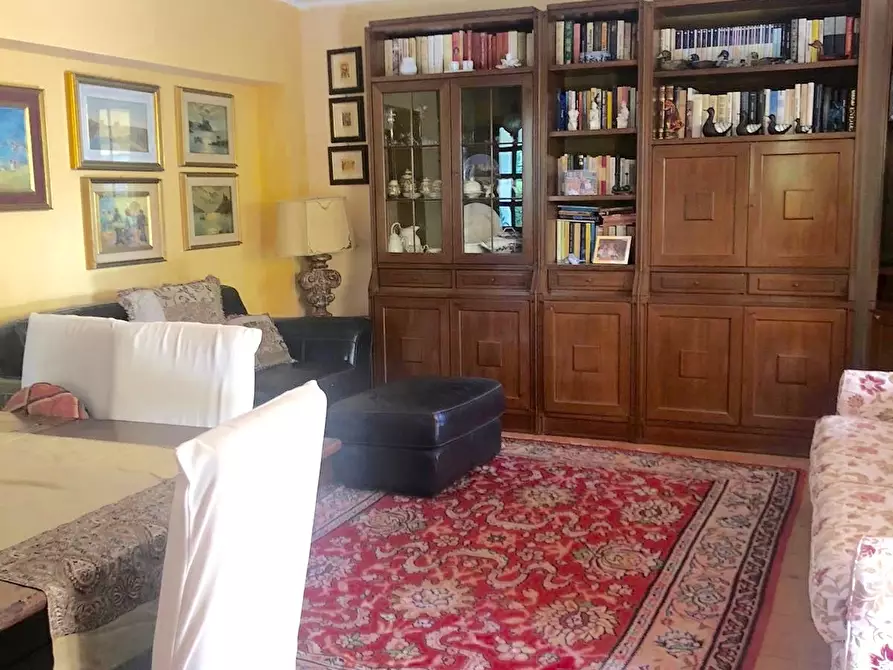 Immagine 18 di Villa in vendita  a Sarzana