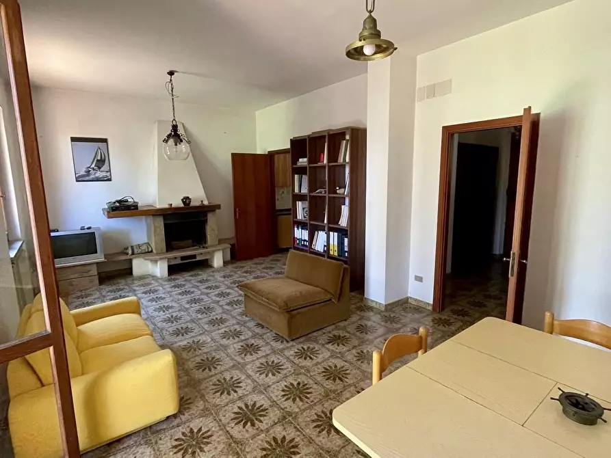 Immagine 10 di Casa semindipendente in vendita  a Ameglia