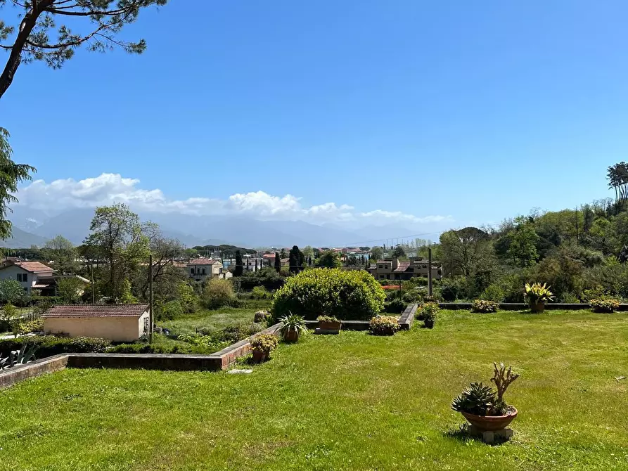 Immagine 1 di Appartamento in vendita  a Ameglia