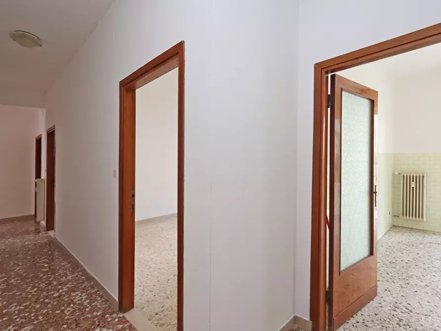 Immagine 26 di Quadrilocale in vendita  in Via Sergio Corazzini a Perugia