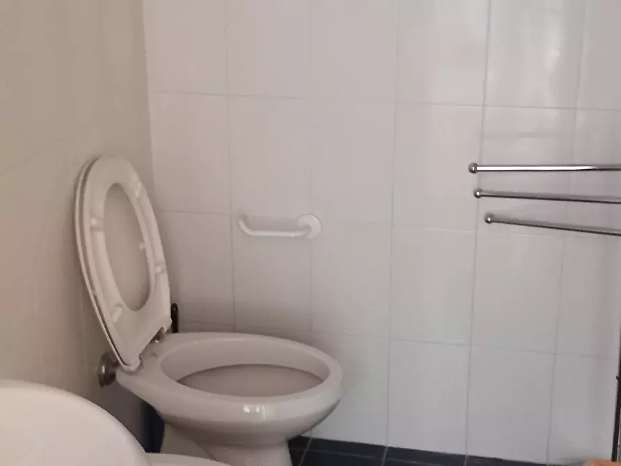 Immagine 6 di Appartamento in affitto  in LOC. 3 STRADE a Lerici