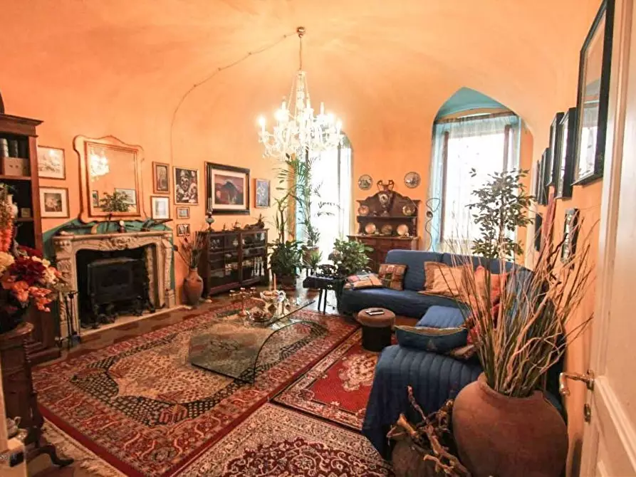 Immagine 1 di Appartamento in vendita  in VIA ROSSI a Sarzana