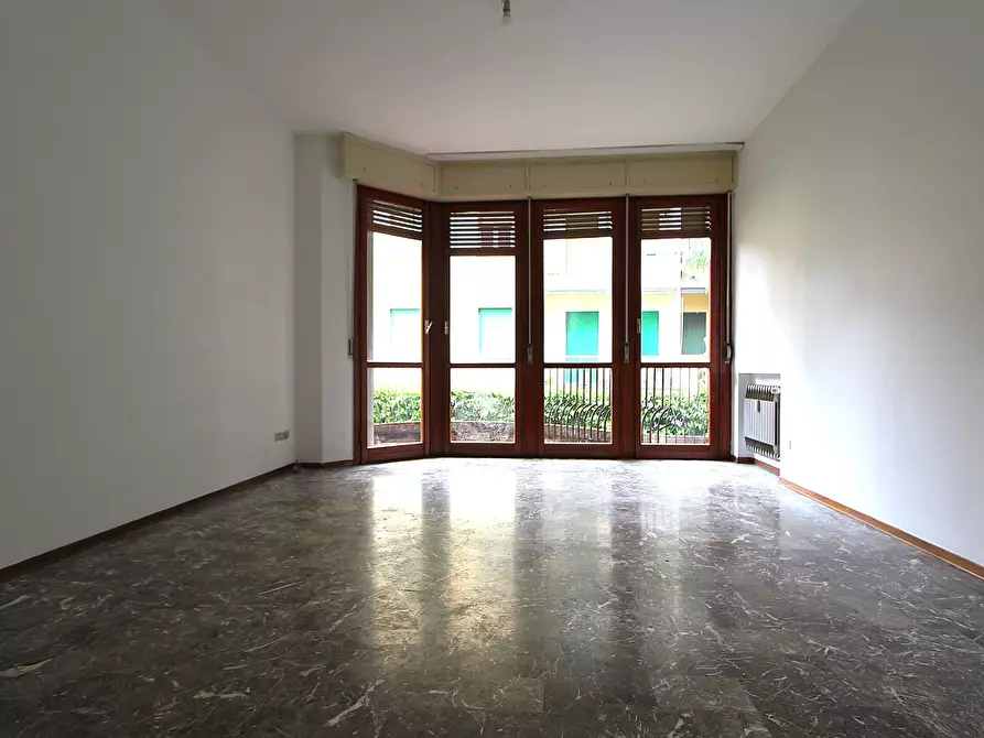 Immagine 22 di Appartamento in vendita  in Viale della Costituzione 6 a Valsamoggia