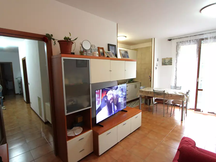 Immagine 7 di Appartamento in vendita  in Via A. Zanasi a Valsamoggia