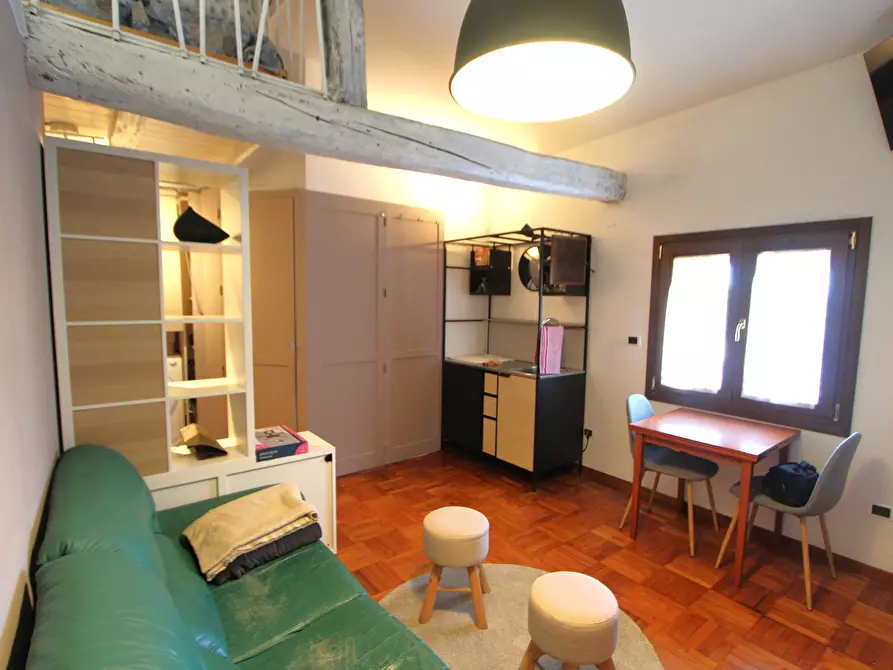 Immagine 13 di Appartamento in vendita  in Via G. Matteotti a Valsamoggia