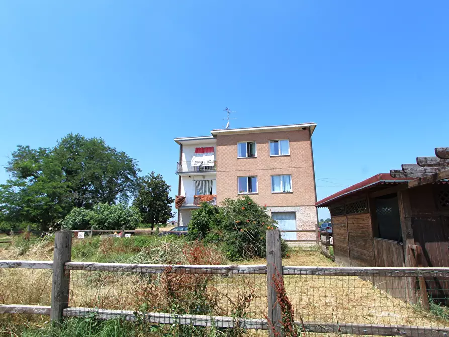 Immagine 24 di Casa indipendente in vendita  in Via Vanotto a Valsamoggia