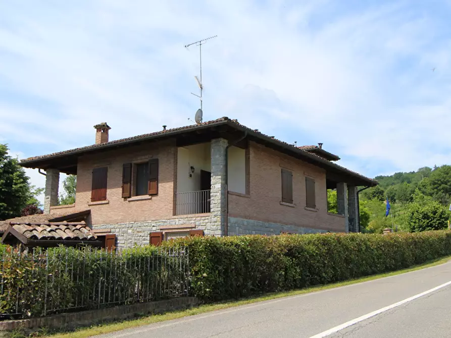 Immagine 10 di Casa indipendente in vendita  in Via Ciano a Valsamoggia