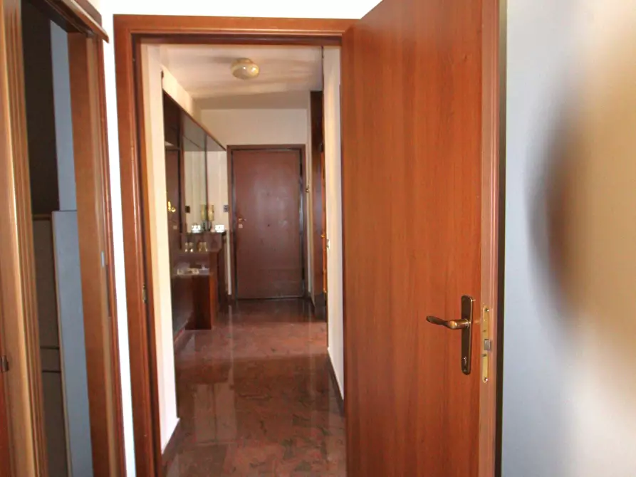 Immagine 14 di Appartamento in vendita  in Via zanasi a Valsamoggia