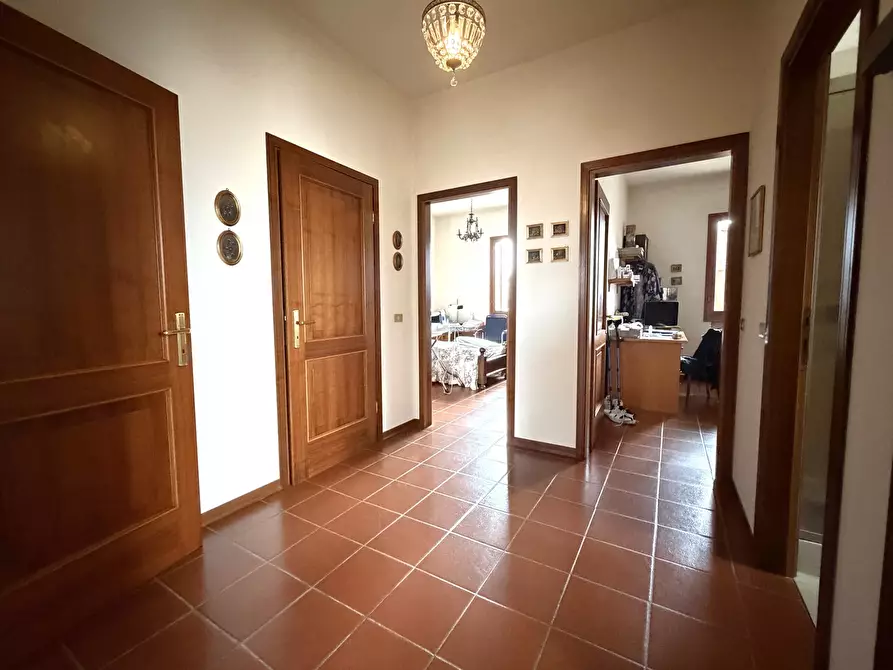 Immagine 12 di Porzione di casa in vendita  a Valsamoggia