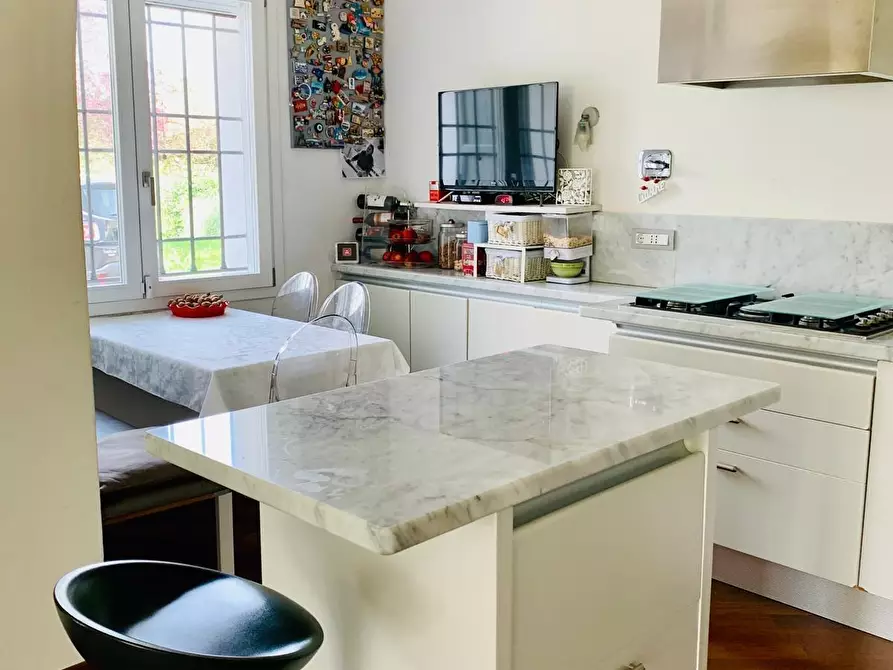 Immagine 9 di Villa in vendita  in SP76 17 a Valsamoggia