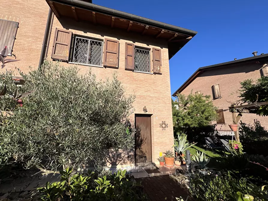Immagine 52 di Villetta a schiera in vendita  in Via A. Pallotti a Valsamoggia