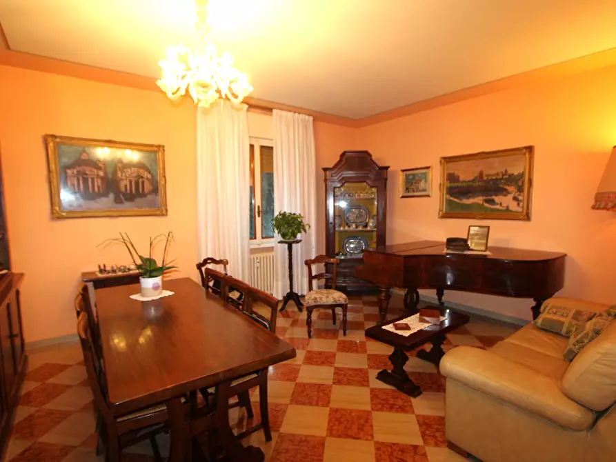 Immagine 4 di Appartamento in vendita  in Via G. Matteotti a Valsamoggia