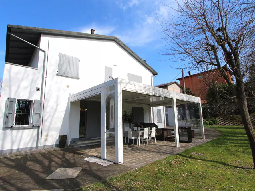 Immagine 41 di Villa in vendita  in SP76 17 a Valsamoggia