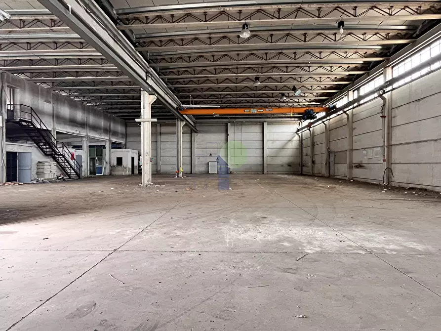 Immagine 4 di Capannone industriale in vendita  in Via dell'Artigianato 82 a Livorno