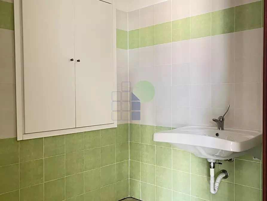 Immagine 10 di Ufficio in affitto  in Via delle Cateratte 105 a Livorno