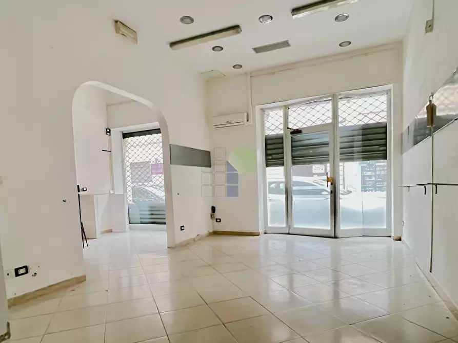 Immagine 4 di Locale commerciale in vendita  in Via Buontalenti 22 a Livorno
