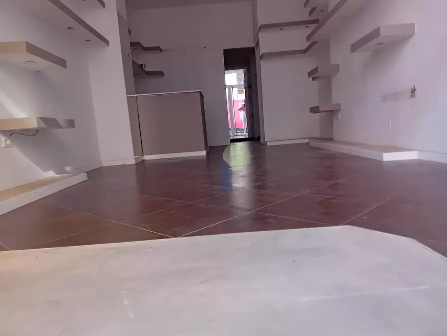 Immagine 5 di Capannone industriale in affitto  in Via Grande 206 a Livorno