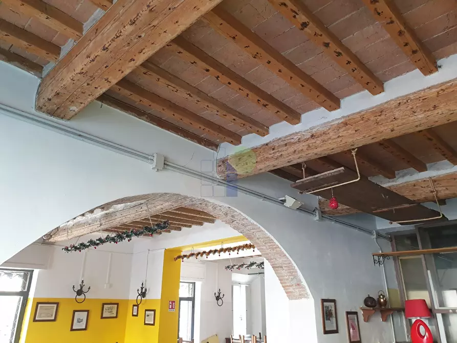 Immagine 5 di Bar / Ristorante in affitto  a Livorno