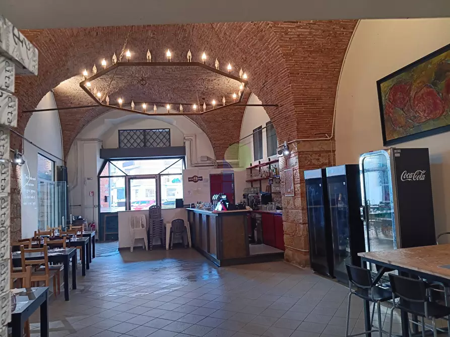 Immagine 12 di Bar / Ristorante in vendita  in Piazza del Luogo Pio 4 a Livorno