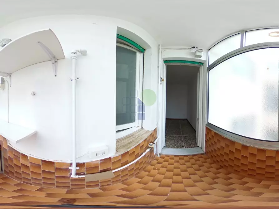 Immagine 4 di Pentalocale in vendita  in Via Baciocchi 12 a Livorno