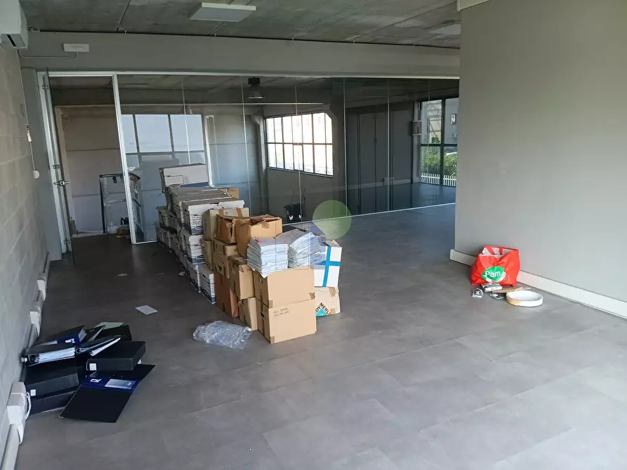 Immagine 7 di Attività artigianale in affitto  in Via Dell'Artigianato 43 a Livorno