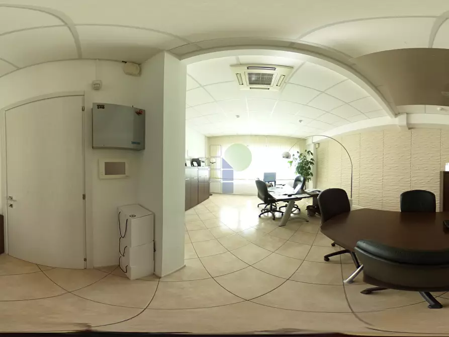 Immagine 6 di Attività artigianale in vendita  in Via  Cimarosa 55 a Livorno