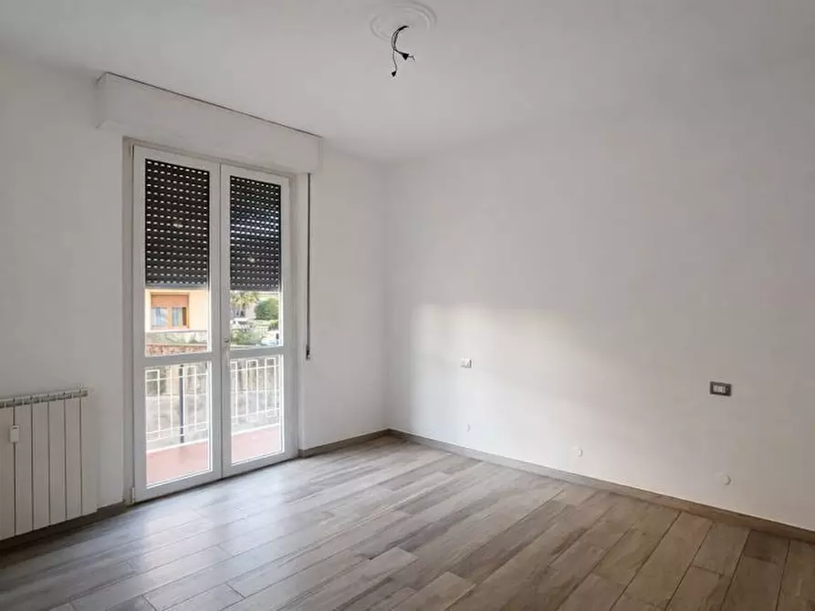 Immagine 9 di Trilocale in affitto  in via san luigi 99 a Arona