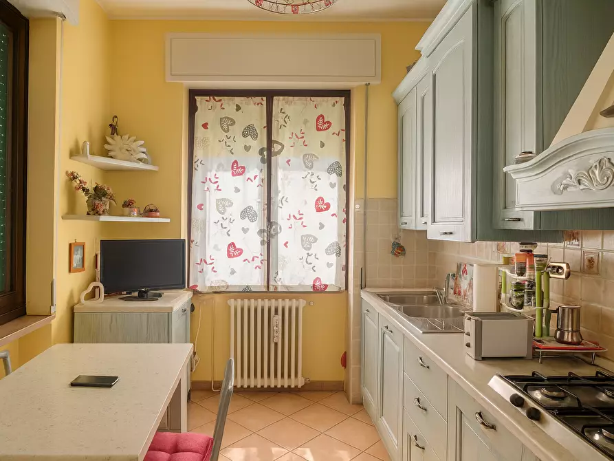 Immagine 3 di Bilocale in vendita  in Via Venezia a Dormelletto