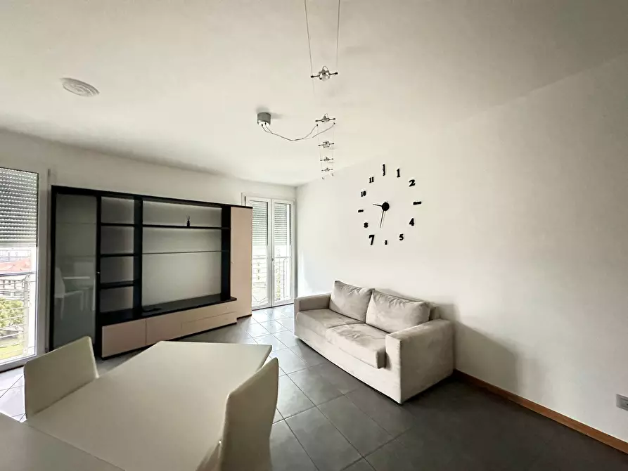 Immagine 4 di Bilocale in vendita  in Via G. Matteotti 1 a Borgomanero