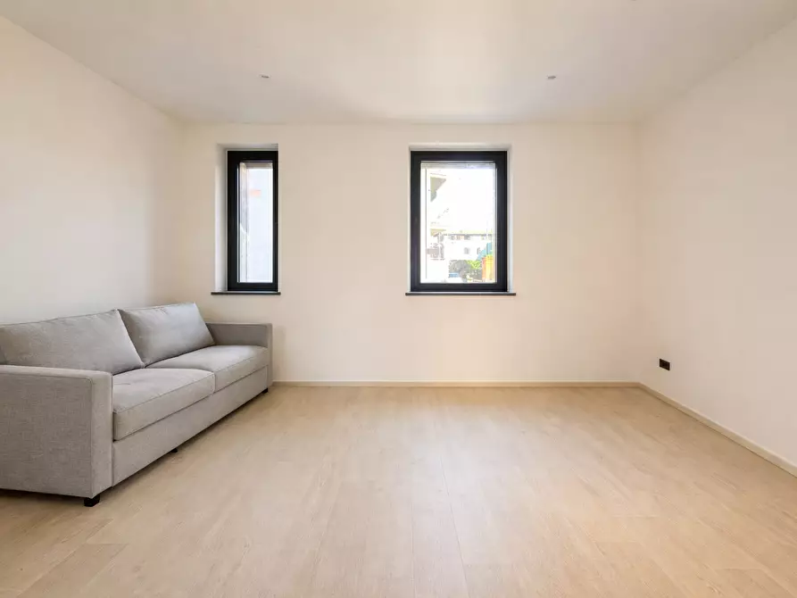 Immagine 6 di Bilocale in vendita  in Via XX Settembre 84 a Arona