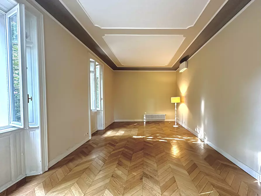 Immagine 2 di Trilocale in affitto  in Via XX Settembre 1 a Arona