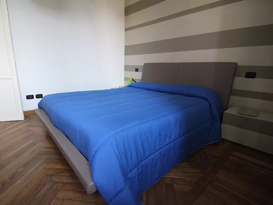 Immagine 15 di Trilocale in affitto  a Arona