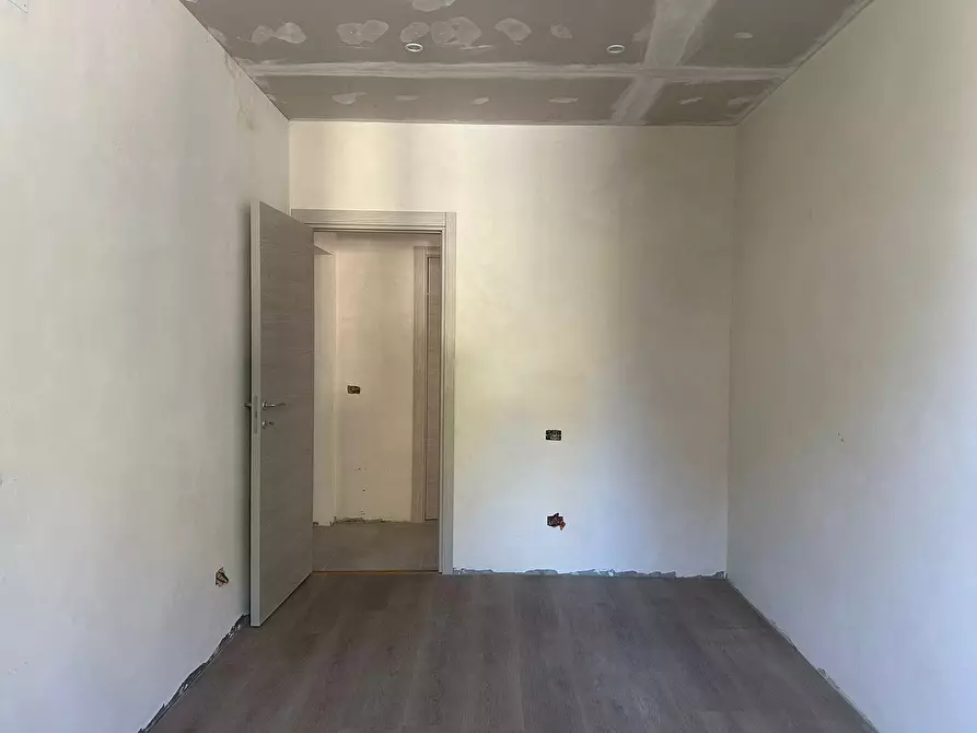 Immagine 27 di Trilocale in vendita  in Via Partigiani 1 a Arona