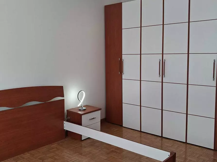 Immagine 13 di Bilocale in affitto  in Via Vittorio Veneto 1 a Arona