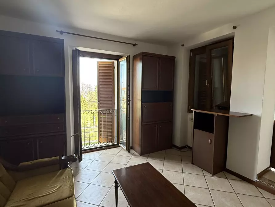 Immagine 17 di Bilocale in vendita  in Via Manzoni 1 a Arona