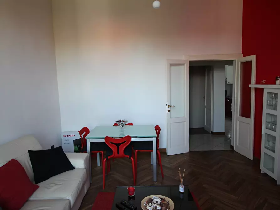 Immagine 3 di Trilocale in affitto  a Arona