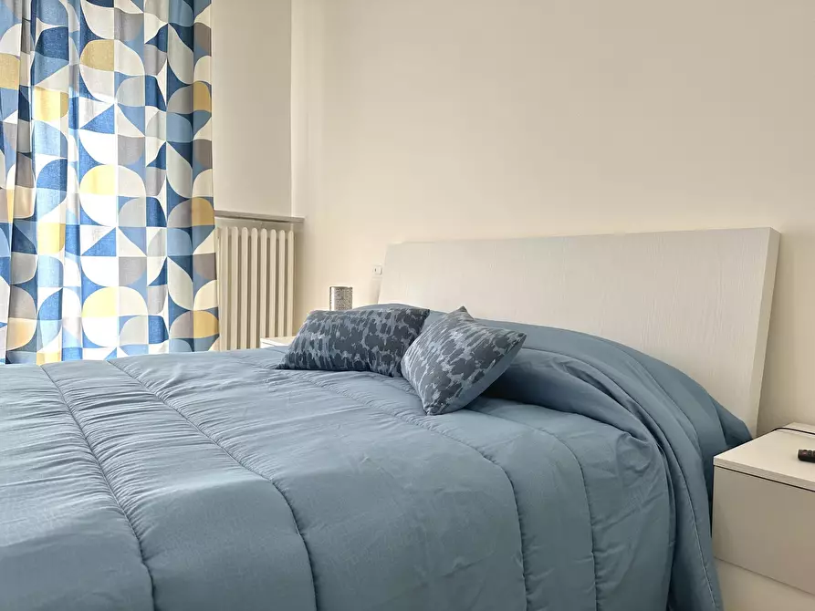 Immagine 26 di Trilocale in affitto  in Via XXV Aprile 1 a Arona