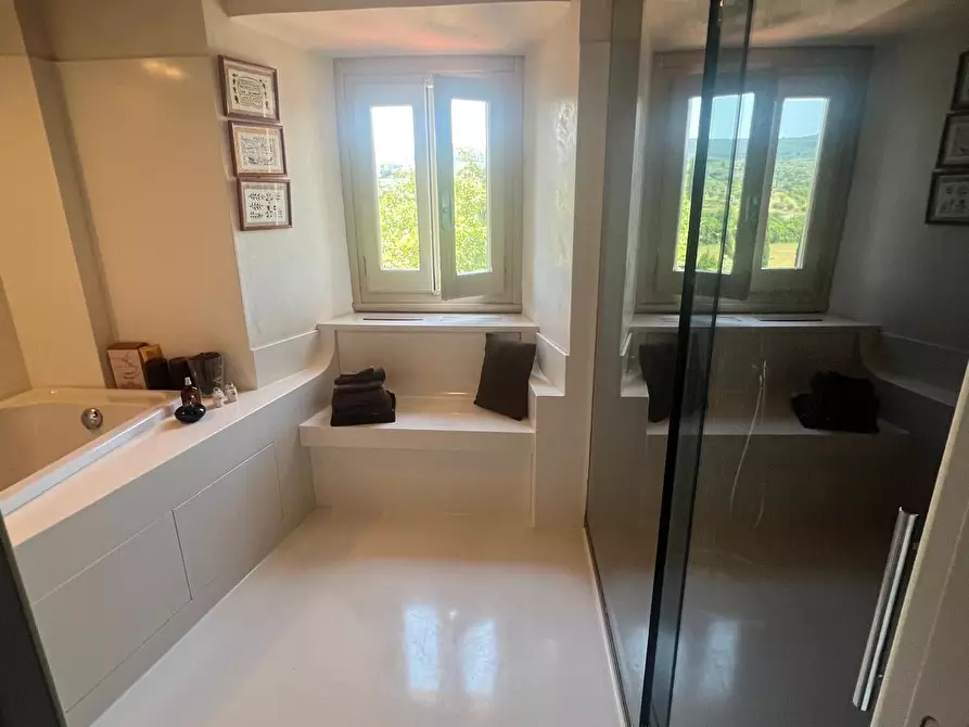 Immagine 40 di Porzione di casa in vendita  in Via di Vingone a Scandicci