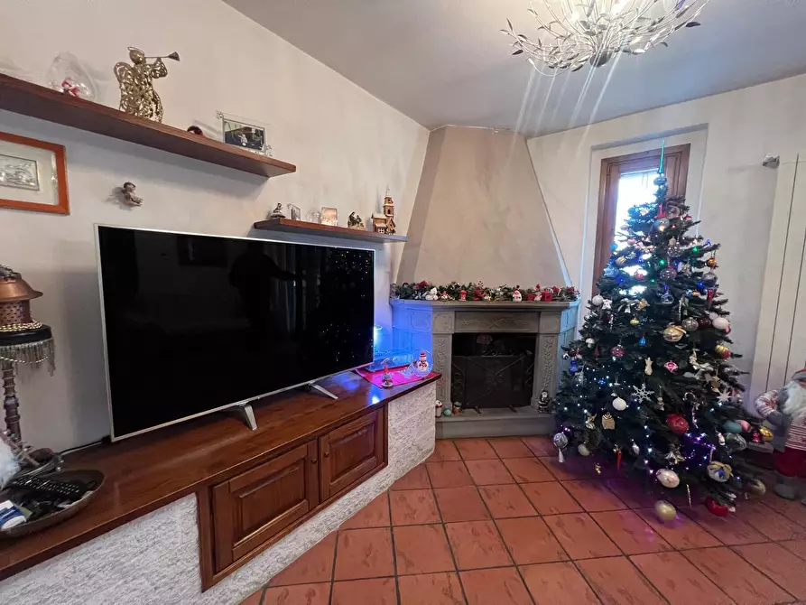 Immagine 1 di Pentalocale in vendita  in Via Canto alle Gracchie a Scandicci