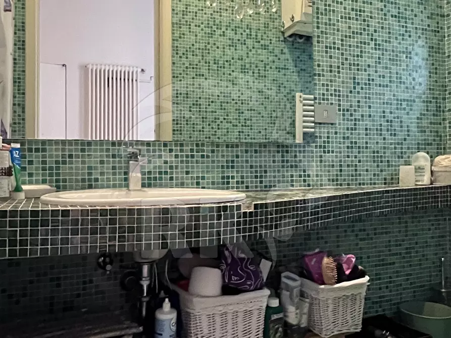 Immagine 21 di Trilocale in vendita  a Bologna